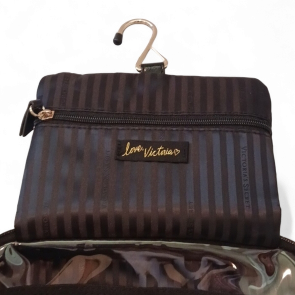 Victoria's Secret travel toiletry bag - Picture 4 of 5